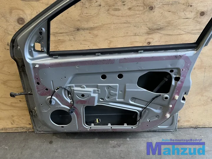 opel-astra-h-zilver-z2au-rechter-rechts-voor-deur-portier — foto 4