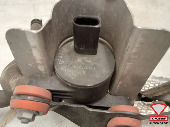 audi-rs6-c7-4g-subframe-voor-4g0399678a — foto 7