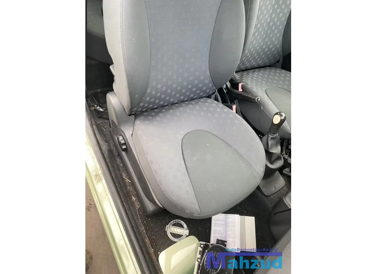 nissan-micra-3-k12-3-deurs-interieur-compleet-20022010