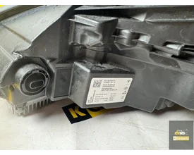 tesla-model-y-led-rechter-koplamp-rechts-151495300d — foto 9