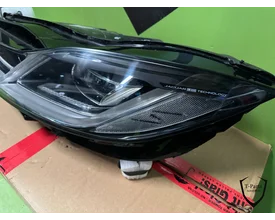 jaguar-ipace-i-pace-koplamp-links-m9d313w030 — foto 3