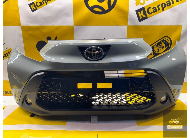 Toyota Aygo X Voorbumper origineel Compleet 52119-OH19 nieuw