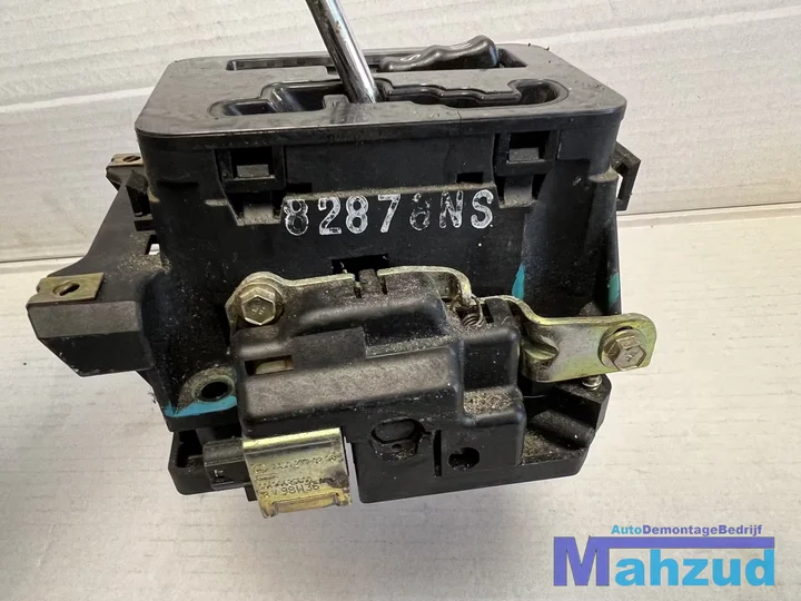 mercedes-slk-r170-selectiehendel-schakelpook-automaat-a2022670537 — foto 4