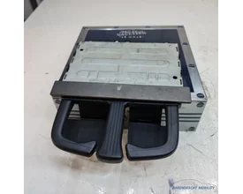 vw-golf-iv-bora-bekerhouder-1j0858601d-nieuw-model-cupholder-grijs-zilver-aluminium-1998-1999-2000-2001-2002-2003-2004-gebruikt-barendrecht-mobility-service — foto 2