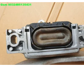 5q0199262s-a3-8v-e-tron-motorsteun-golf-7-gte-passat-gte — foto 3