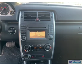 2010-mercedes-b-klasse-w245-b180-zwart-191-266940-demontage-sloop — foto 18