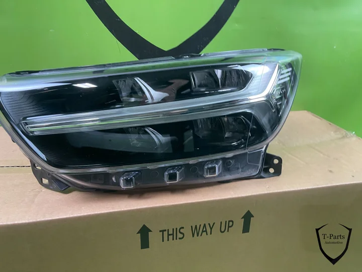 volvo-xc40-koplamp-links-31655988 — foto 2