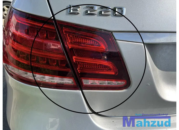Mercedes W212 E KLASSE Links binnen achterlicht 2013-2016