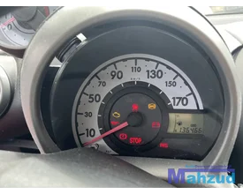 2007-toyota-aygo-10-1krfe-rood-3p0-onderdelen-velgen-motor — foto 13