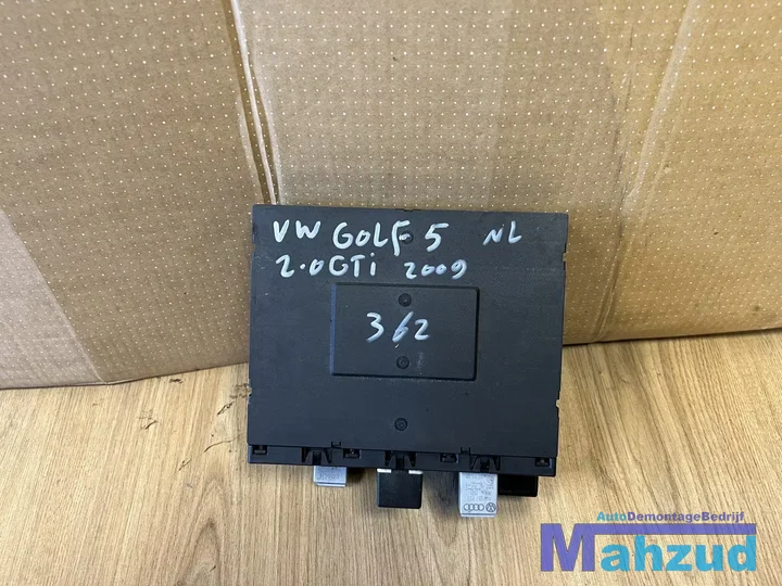 vw-golf-5-gti-bcm-zekeringkast-boordcomputer-1k0937049t — foto 4