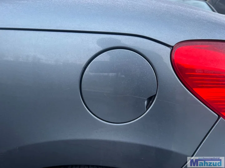 peugeot-207cc-grijs-kthc-tankklep-20072012