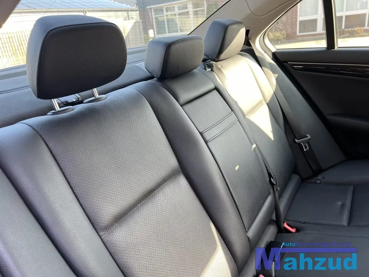 mercedes-c-klasse-w204-22-cdi-wit-149-onderdelen-facelift — foto 10