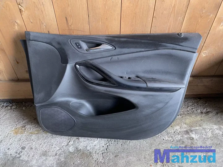 opel-astra-k-leer-zwart-interieur-voorstoel-achterbank-2015 — foto 27