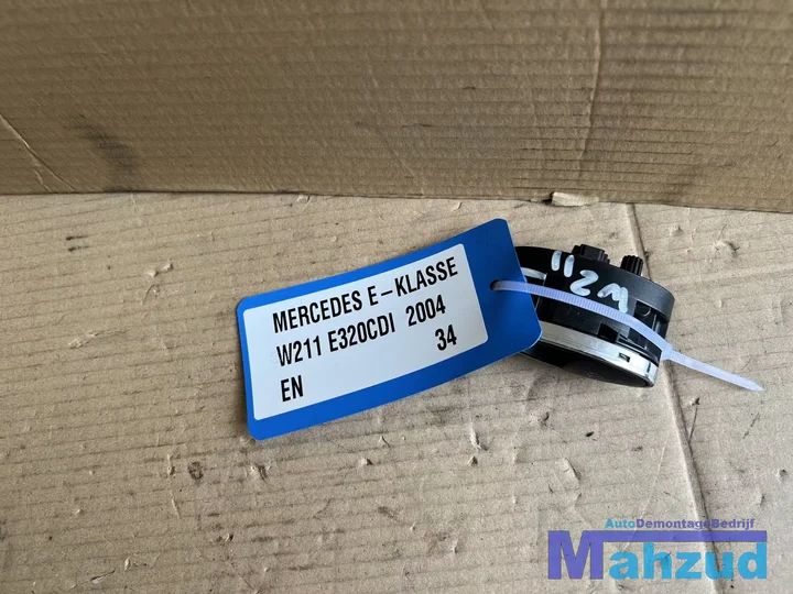 mercedes-eklasse-w211-achterklep-schakelaar-a2118211151 — foto 2