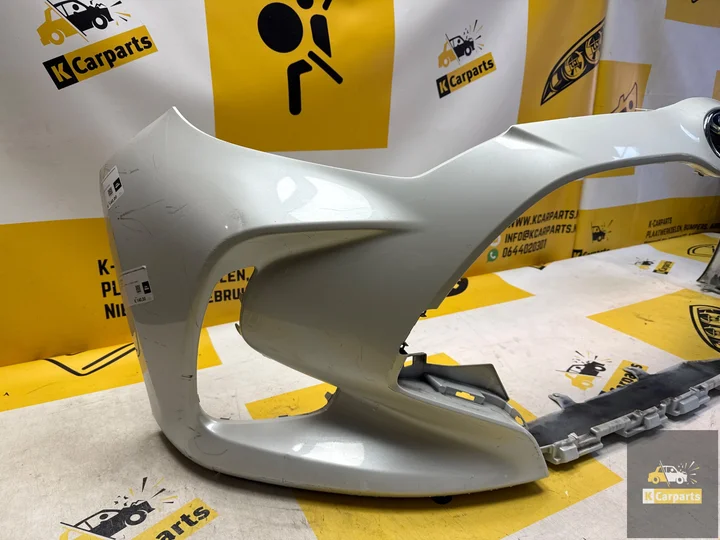 bumper-toyota-yaris-voorbumper-52119k0050-2019heden — foto 5