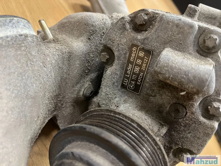 mercedes-slk-r170-23-compressor-a1110900980 — foto 2