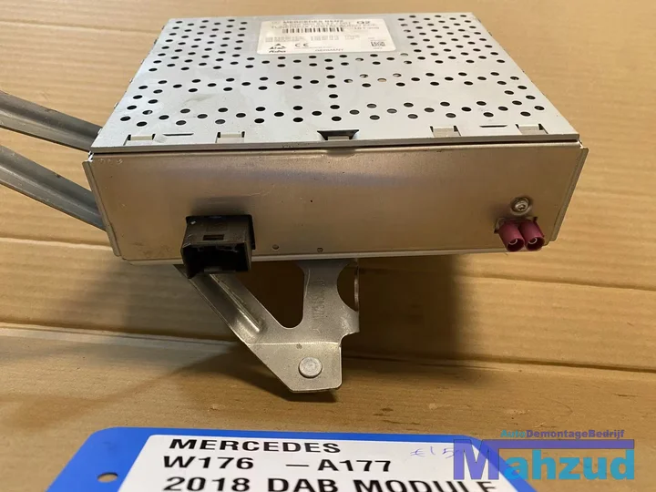 mercedes-aklasse-w176-w177-dab-module-2012-a2229005117 — foto 3