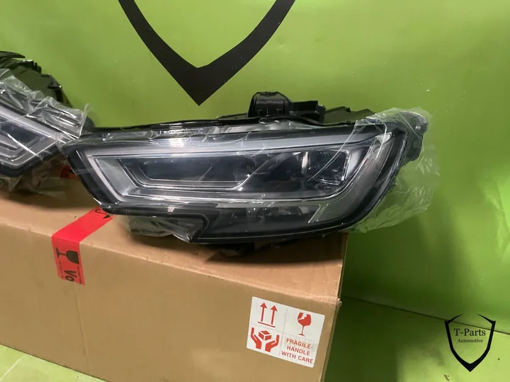 audi-a3-koplamp-lamp-8v0941034c-8v0941033c — foto 2