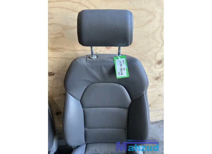audi-a4-b7-sedan-grijs-leer-interieur-20052008