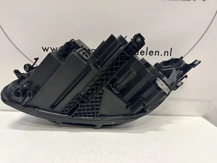 vw-tiguan-5nb-facelift-vol-led-koplamp-rechts-5nb941036c — foto 3