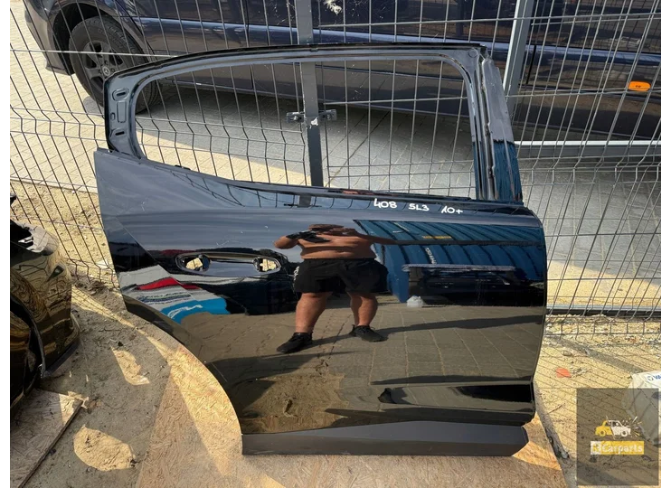 Peugeot 408 rear door right