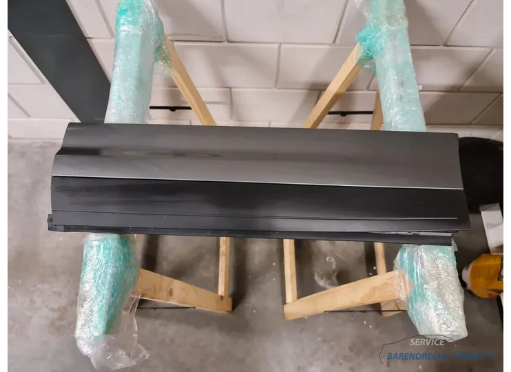 porsche-cayenne-92a-zijskirt-zij-skirt-sideskirt-side-skirt-7p5837787g-links-achter-la-grijs-zwart-origineel-goede-staat-gebruikt-2e-gen-2010-2011-2012-2013-2014-2015-2016-2017-2018-barendrecht-mobility-service