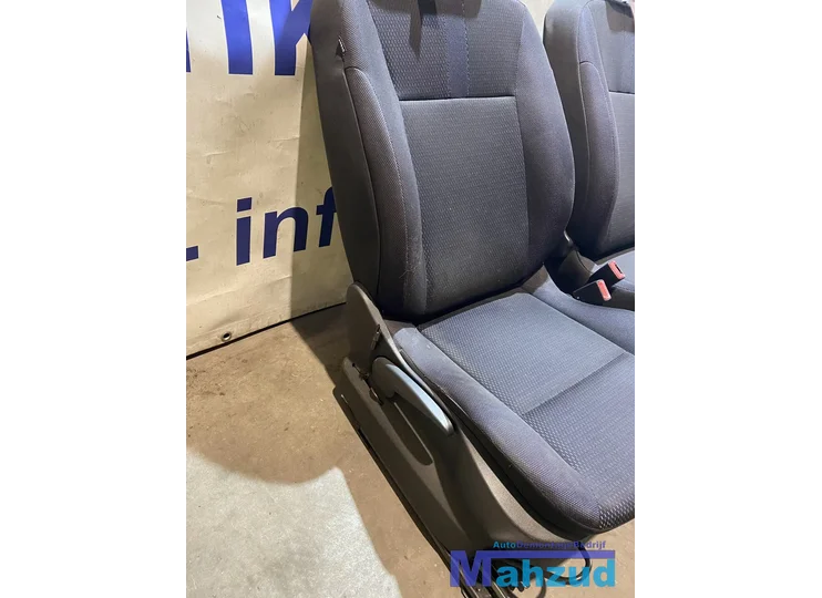renault-clio-3-5-deur-interieur-compleet-20052014