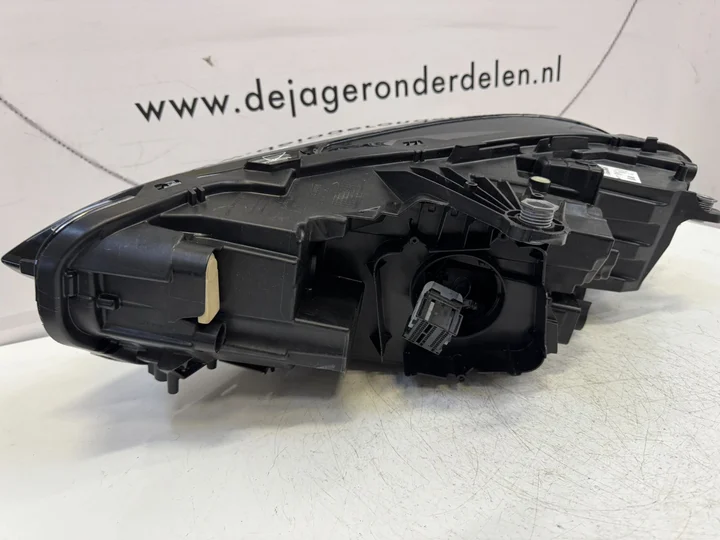 bmw-1-serie-f70-f74-shadow-full-led-koplamp-7886592-rechts — foto 5