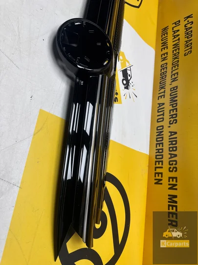 volkswagen-golf-8-vii-grill-facelift-origineel-volkswagen-golf-viii-front-grill-5h0853655n — foto 5