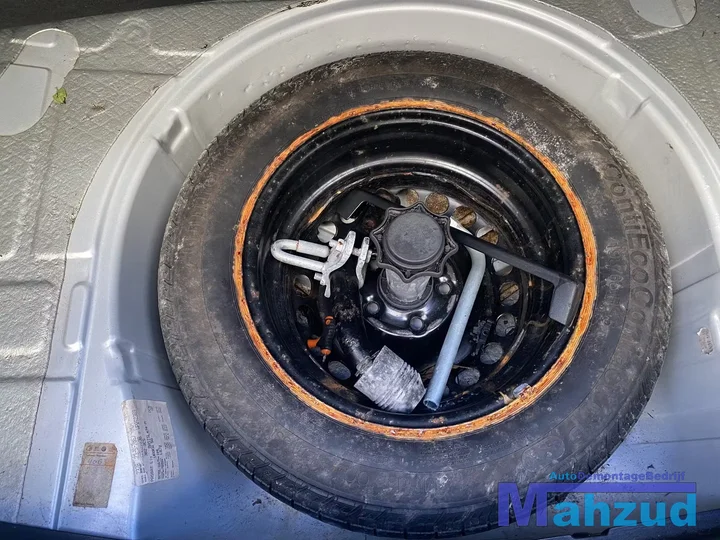 vw-passat-3b2-5x112-571-reservewiel-thuiskomer-15-inch — foto 2