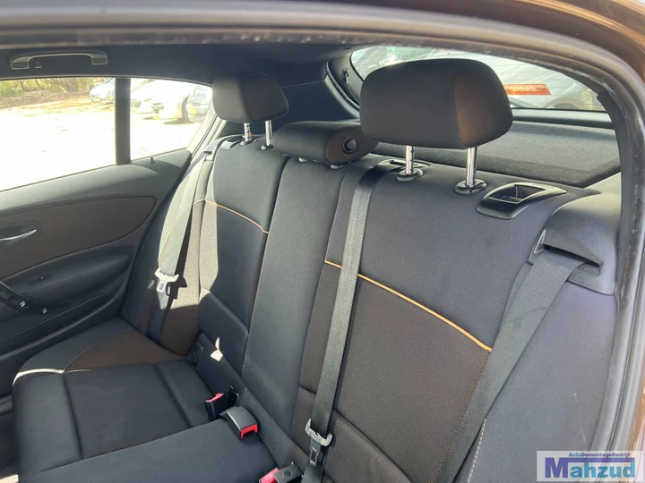 bmw-1-serie-e87-5deurs-interieur-stoel-achterbank-20042011 — foto 6