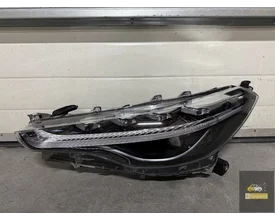 toyota-corolla-cross-23-full-led-hasco-16-184-linker-voorlamp