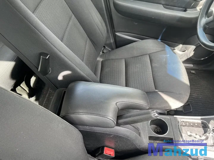mercedes-b-klasse-w245-20-zilver-761-266960-automaatbak — foto 25
