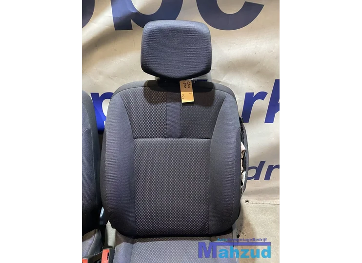 renault-clio-3-5-deur-interieur-compleet-20052014