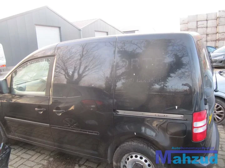 2011-volkswagen-caddy-16-tdi-demontage-sloop-169 — foto 3