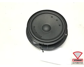 vw-polo-6c-2g-t-roc-beats-audio-speaker-6c0035454