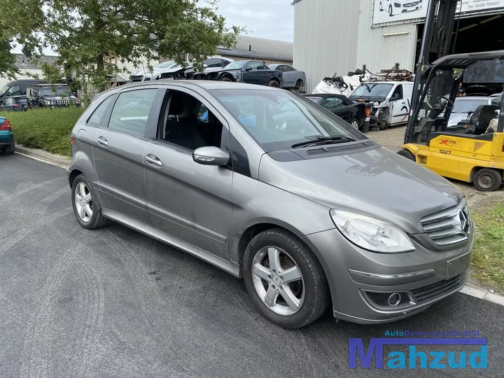 2006-mercedes-b-klasse-w245-b170-17-onderdelen-demontage — foto 8