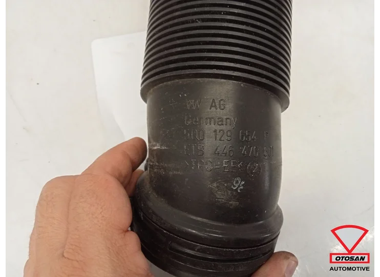 1_686693cb1351efe52fc58401.jpeg