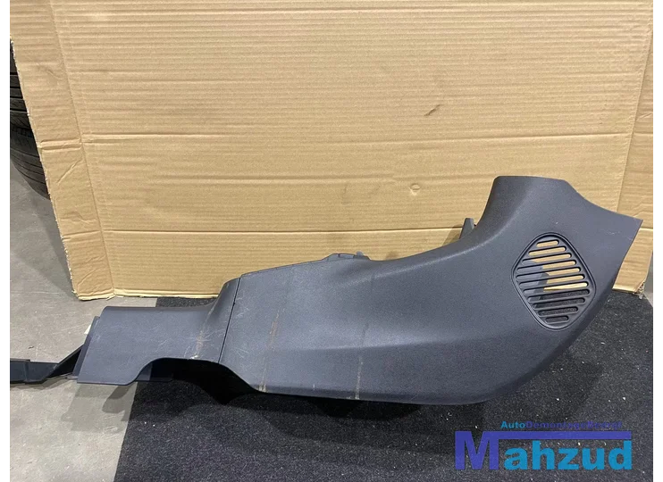 peugeot-108-middenconsole-zwart-2014