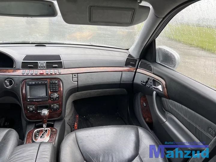 2000-mercedes-s-klasse-w220-s-55-amg-113986-zilver-744-onderdelen — foto 30