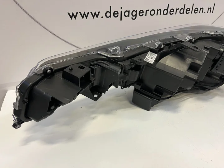 toyota-corolla-led-koplamp-rechts-8111002t00-uk-rhd — foto 7