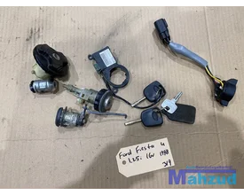 ford-fiesta-4-contactslot-met-sleutel-set