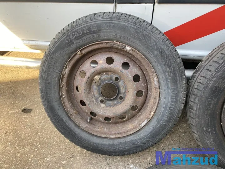 ford-fiesta-4-banden-met-velgen-4x108-13-inch — foto 4