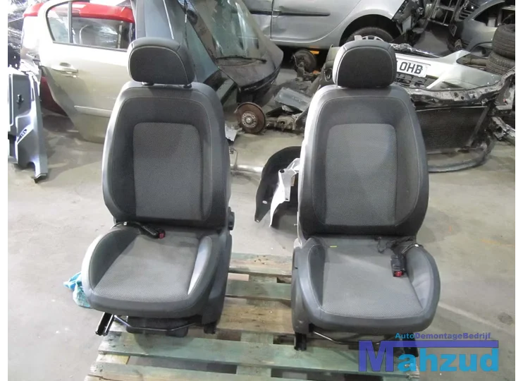 OPEL CORSA D COMPLEET 5 DEURS INTERIEUR LEER ZWART