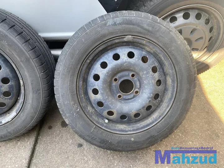 ford-fusion-stalen-velgen-en-banden-set-4x108-15-inch — foto 5