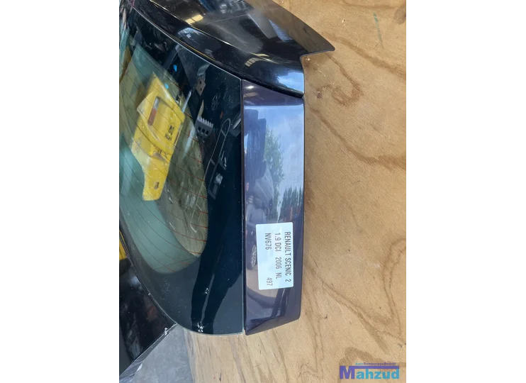 renault-scenic-2-zwart-achterklep-20042009