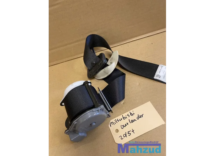 mitsubishi-outlander-links-achter-gordel-2015