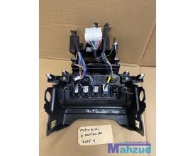 mitsubishi-outlander-middenconsole-onderste-deel-2015 — foto 2