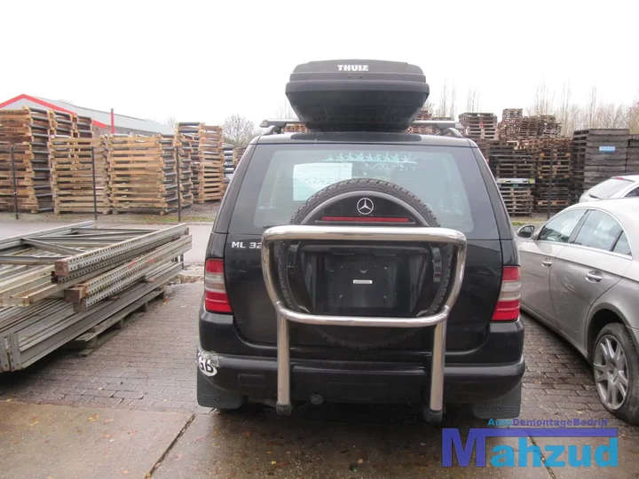 2001-mercedes-ml-320-w163-4x4-demontage-sloop-146 — foto 8