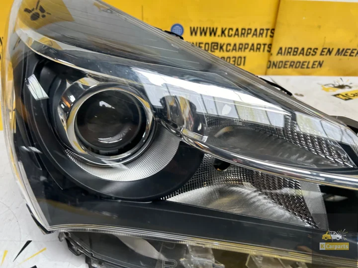 toyota-yaris-koplamp-rechts-origineel-koplamp — foto 3
